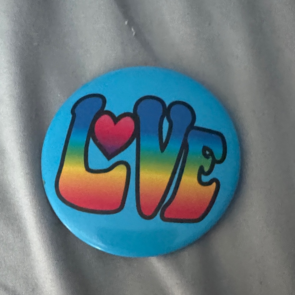 Colorful Retro Button Set - Picture 2 of 5